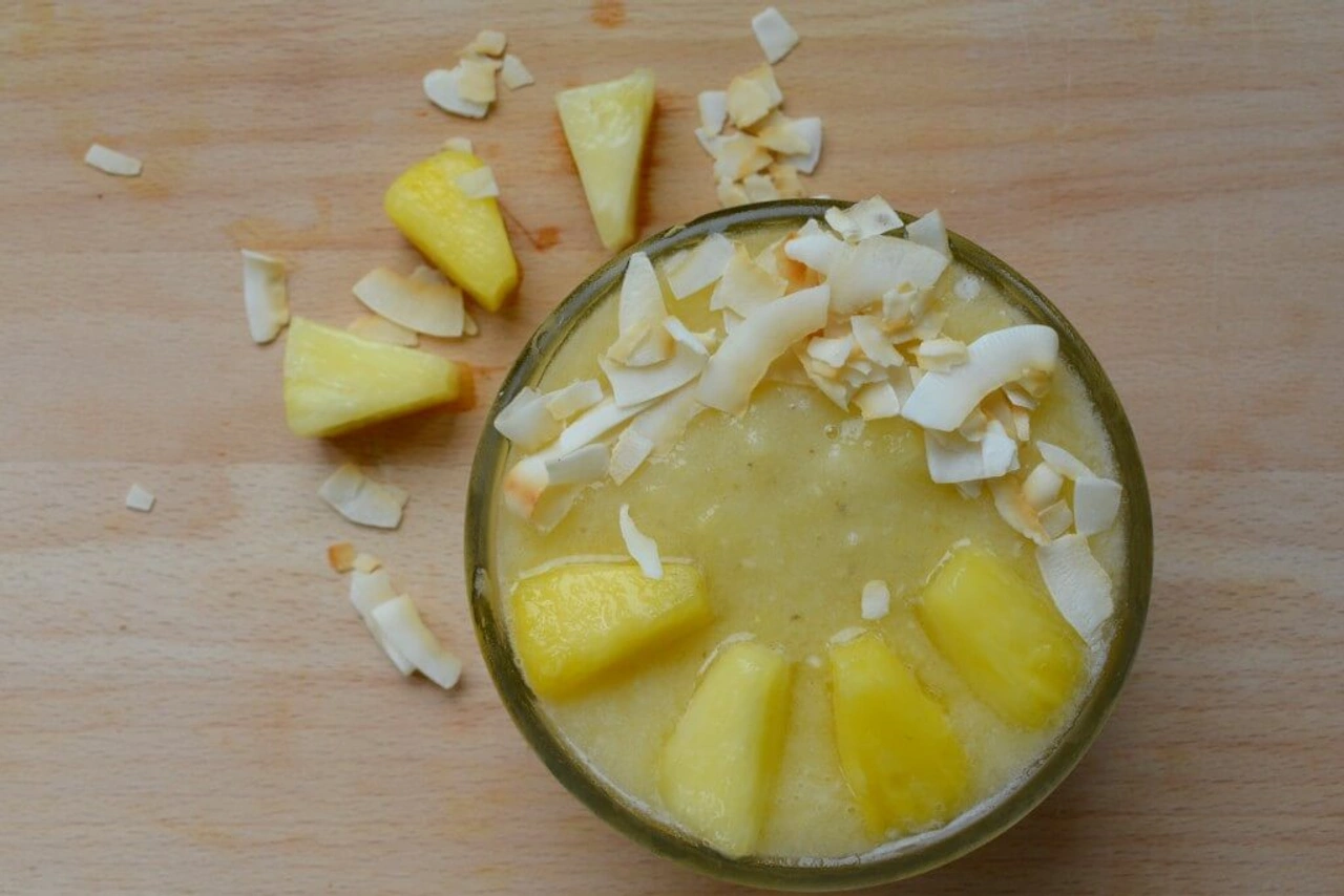 Zomerse smoothie bowl: Ananas en kokos