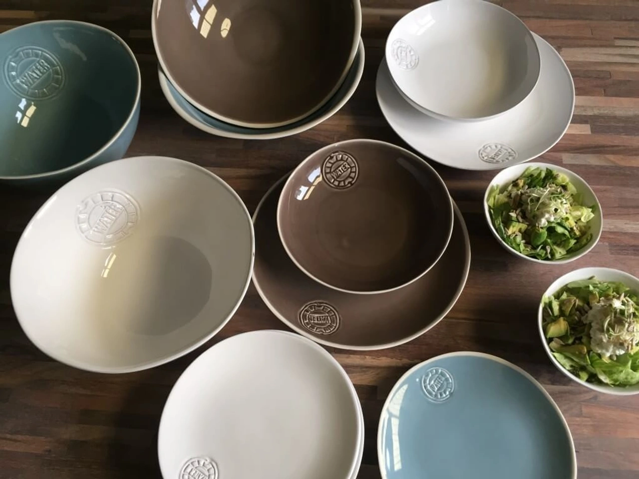 Bowls and Dishes: feest servies