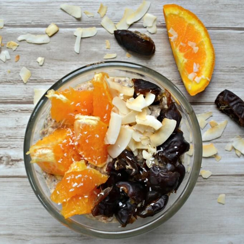 Overnight oats: Sinaasappel met dadels en kokos