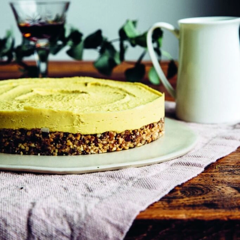 VEGA FEEST van Nina Olsson: mangocheesecake zonder bakken