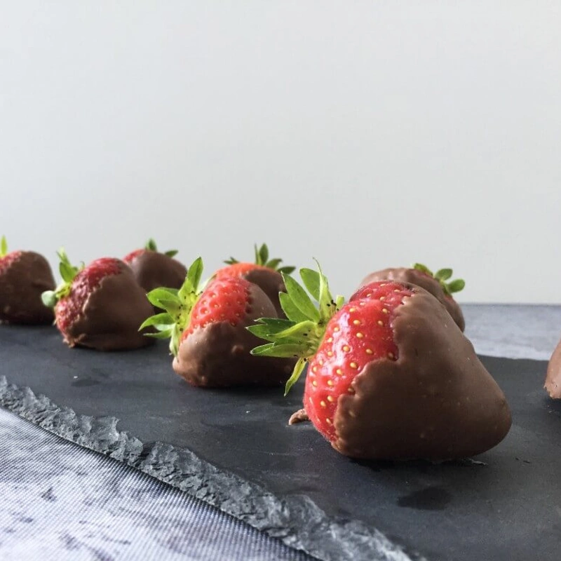 DIY TREND: Aardbeien dippen in chocolade